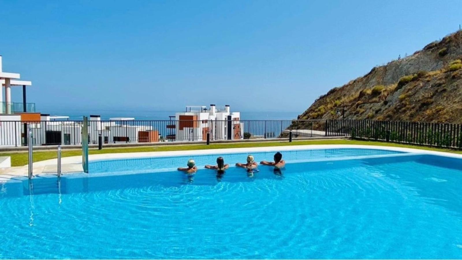 Paradise In فوينخيرولا المظهر الخارجي الصورة